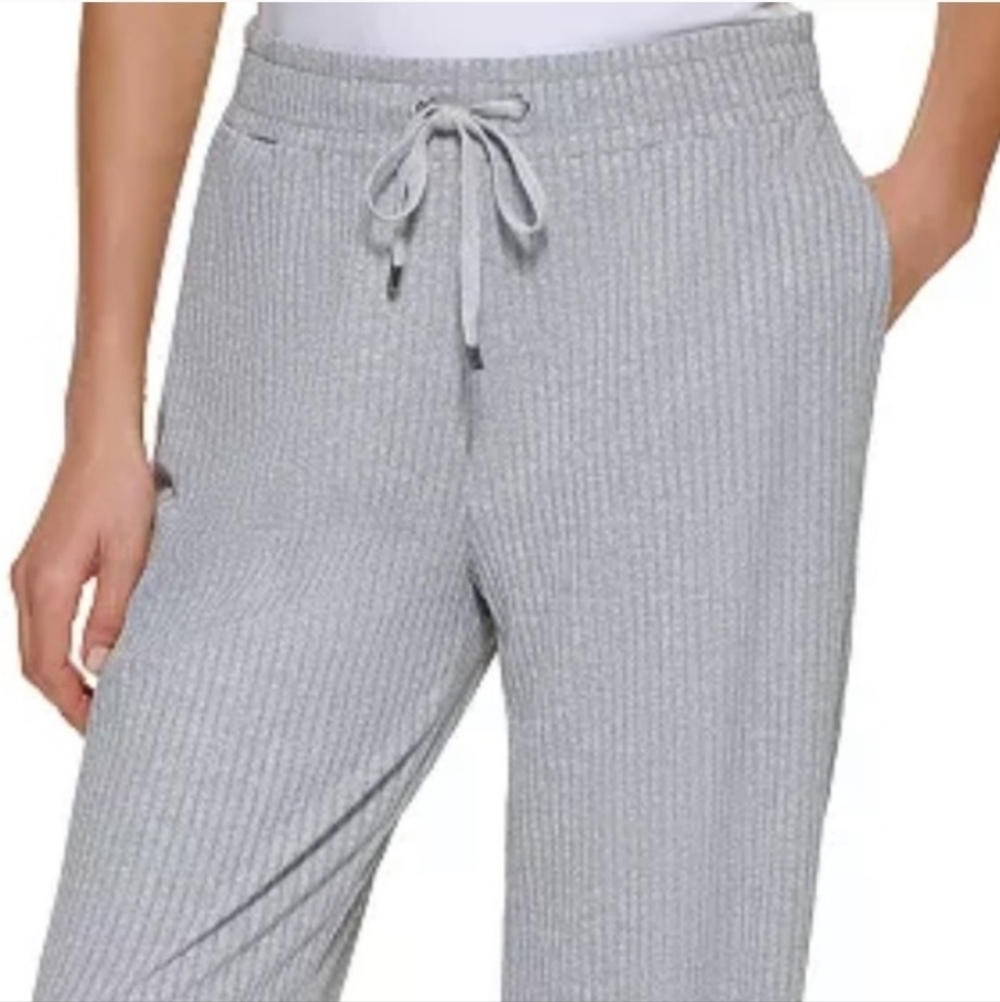 Calvin Klein NWT Gray/Silver Ribbed Knit Pants